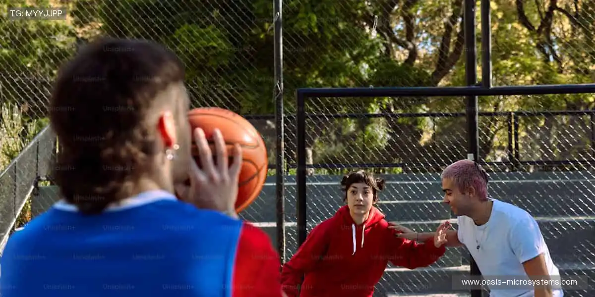 📱边看边聊，与全球球迷共享精彩时刻！💬